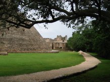 mex_uxmal.jpg